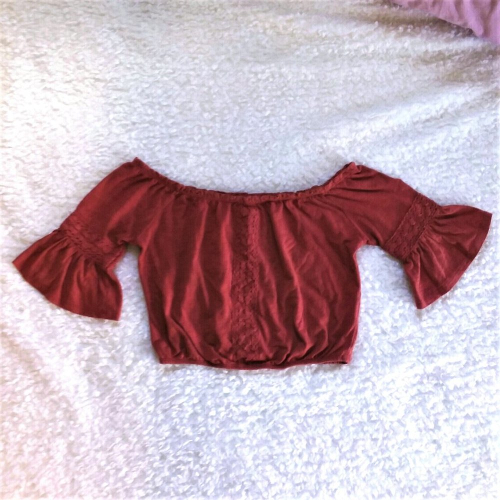 Bell Sleeve Hippie Cold Shoulder Cropped Top Size Sm
